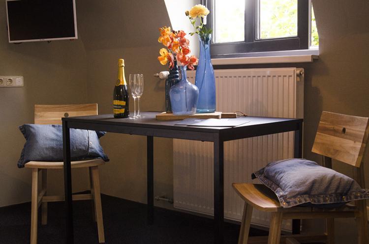 Hotel Jambon Uden Habitación foto